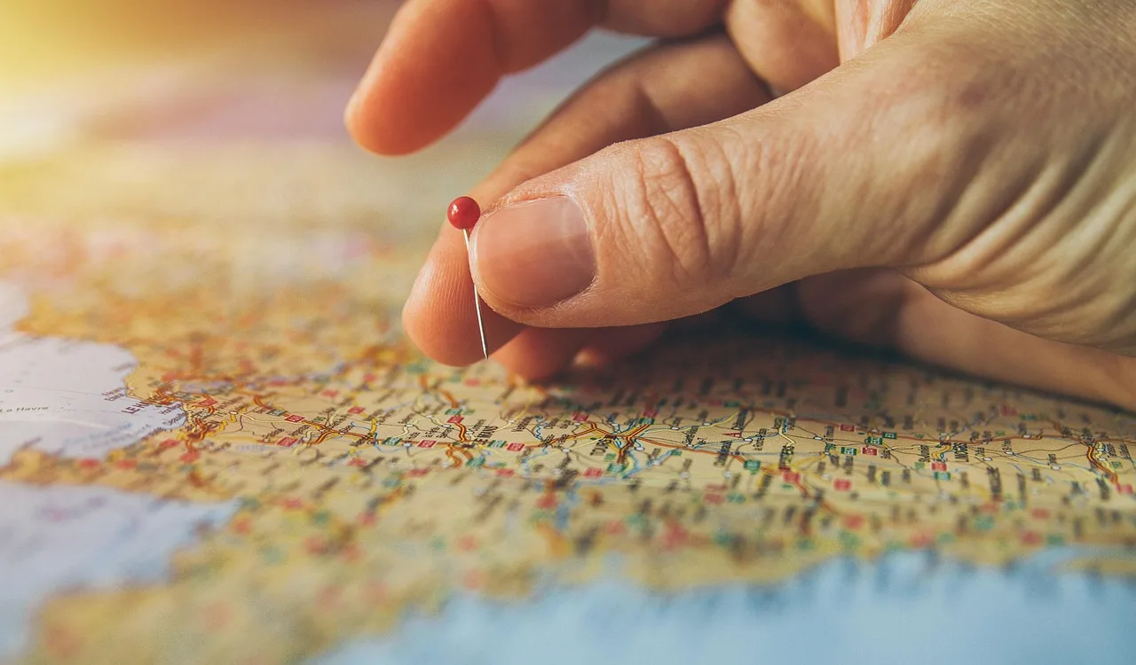 travel, pinned, pinning, maps, atlas, cartography, countries, destinations, geography, needle, tourism, hand, maps, geography, geography, geography, geography, geography, tourism, tourism, tourism. Local Advertising Mistakes Small Businesses Face