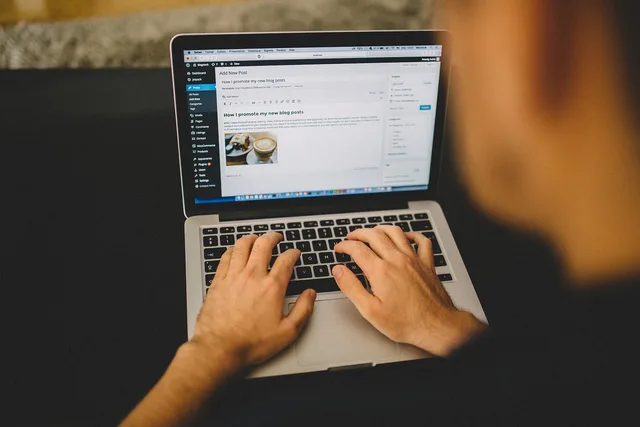 blogging, typing, wordpress, macbook, laptop, computer, technology, business, marketing, working, wordpress, wordpress, wordpress, wordpress, wordpress. Small Business Content Marketing Examples With the Reasoning Laid Bare