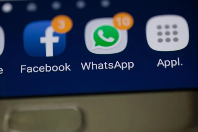 social media, facebook, whatsapp, smartphone, internet, communication, multimedia, networking, technology, media, mobile, business, phone, app, logo, connection, social, service, modern, information, social addiction, distraction, chat, interaction, relationship, blue phone, blue logo, blue mobile, blue facebook, blue talk, blue talking, blue information, blue social, blue smartphone, blue media, blue telephone, blue service, whatsapp, whatsapp, distraction, distraction, distraction, distraction, distraction. Small Business Social Media Mistakes Seen From the Repair Side